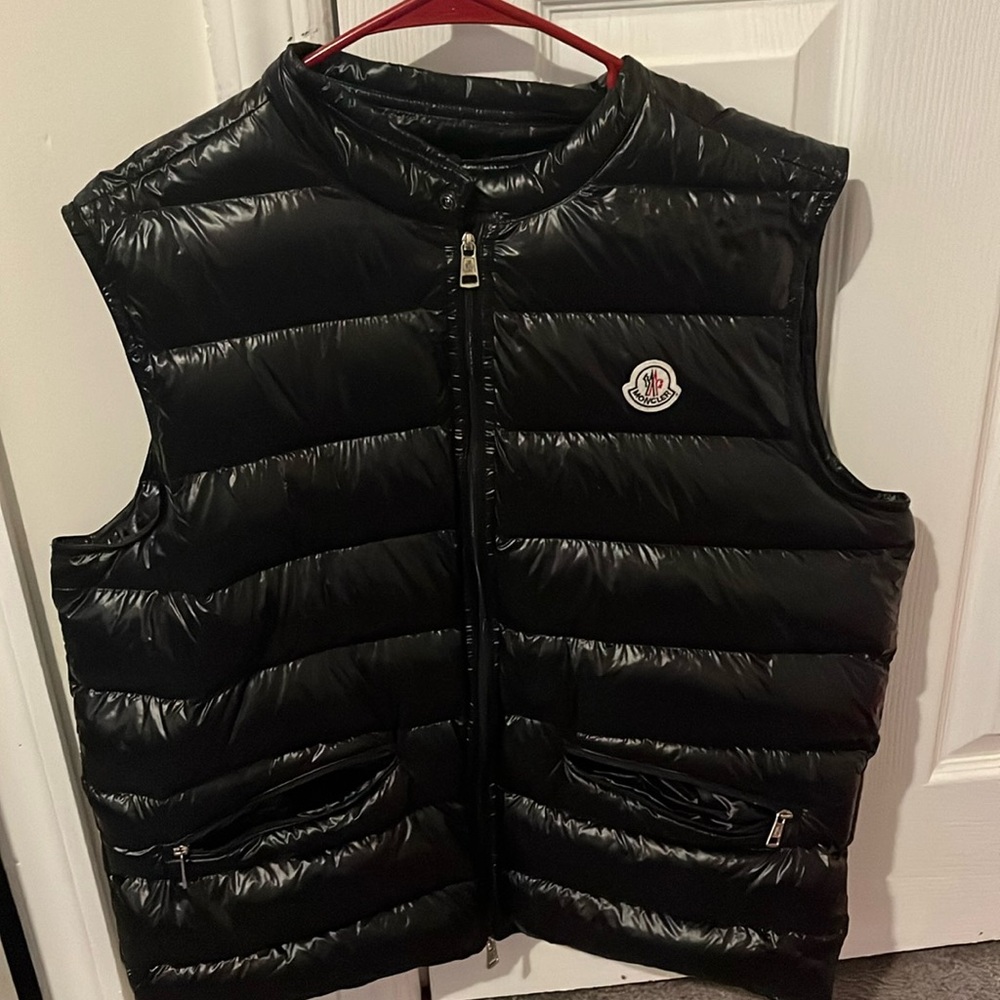 Brand new moncler vest size small